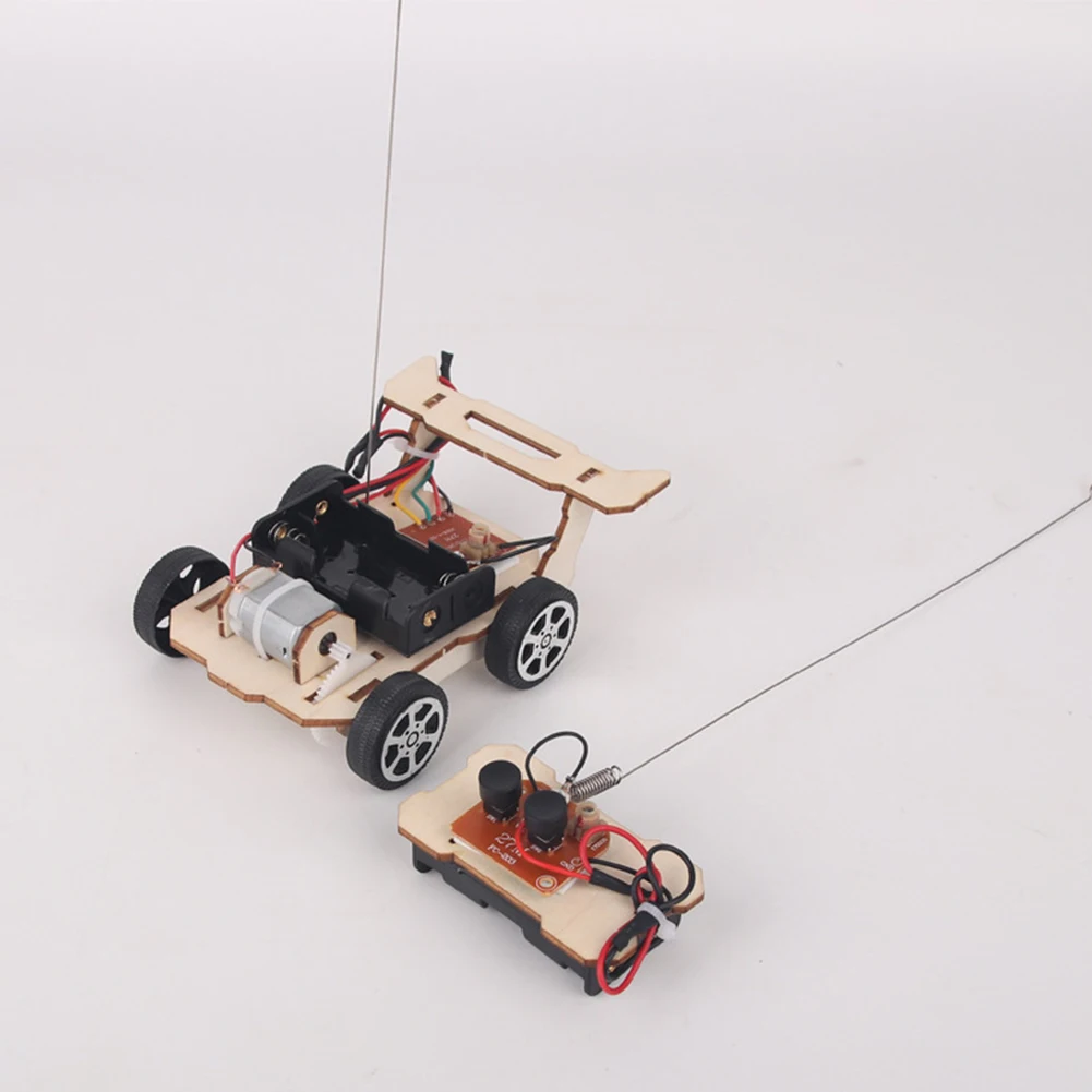 DIY RC Car Model Assemble Kit  - đánh giá và giá Science Project Kit